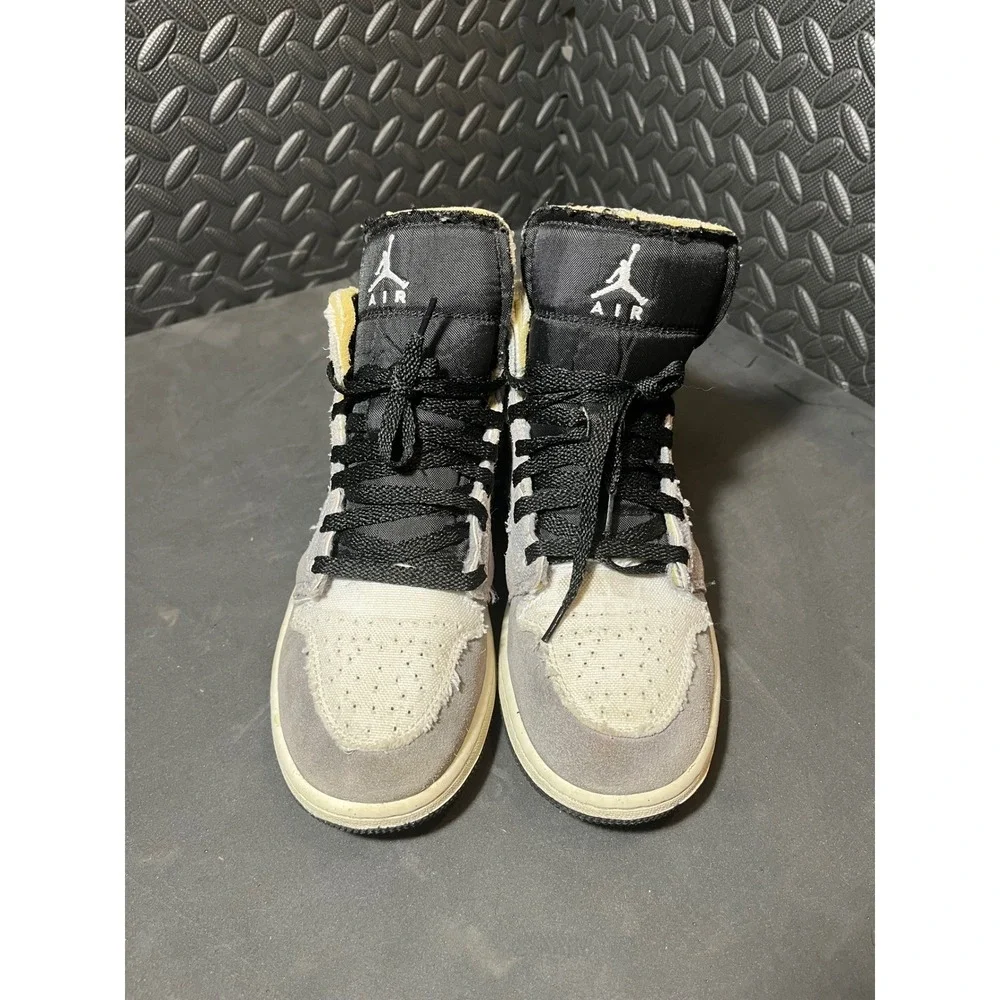 Jordan 1 Mid SE Craft Inside Out Tech Grey Youth 4.5Y Grey White FD9091-002‎